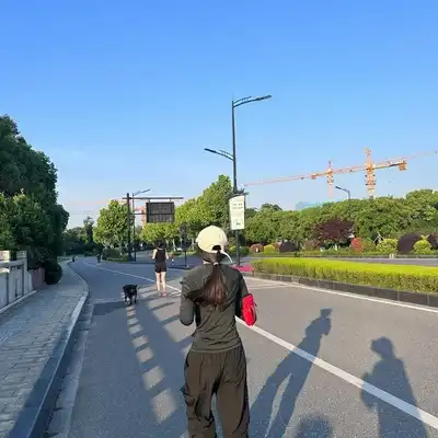 江一伟